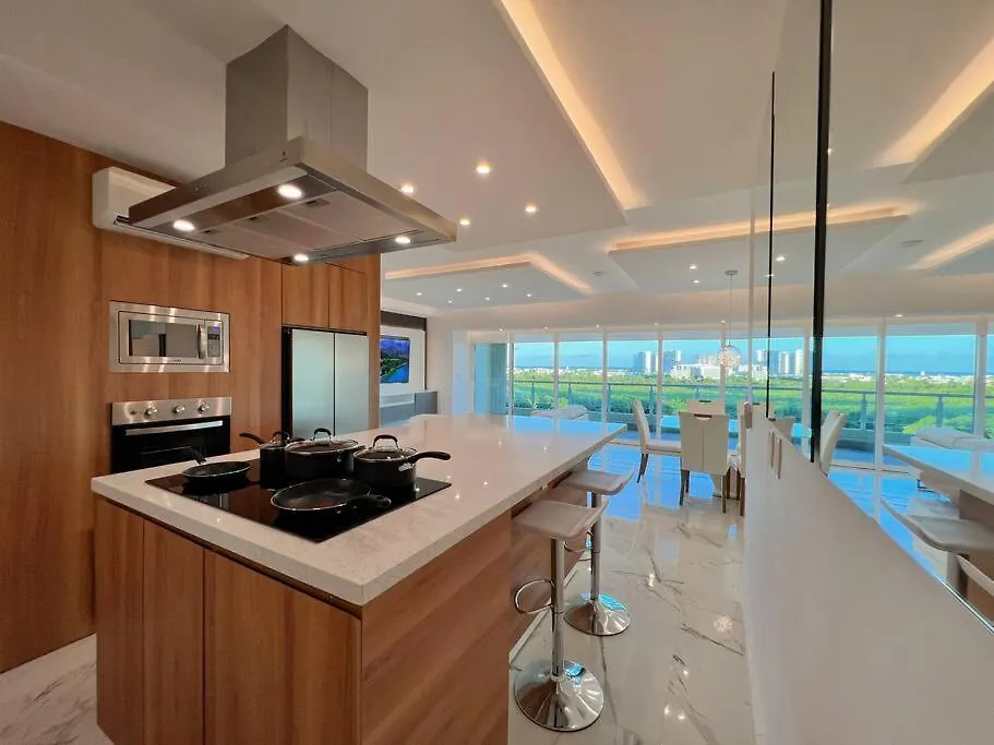 Luxury 3Br Apartment • Cancun