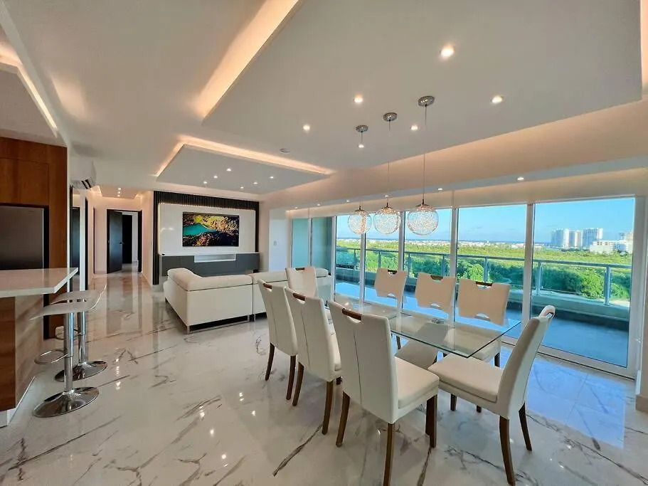 Luxury 3Br Apartment • Cancun