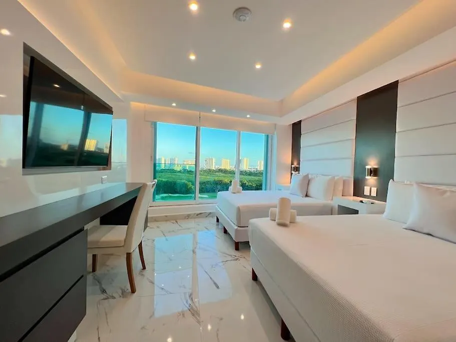 Luxury 3Br Apartment • Cancun Mexico
