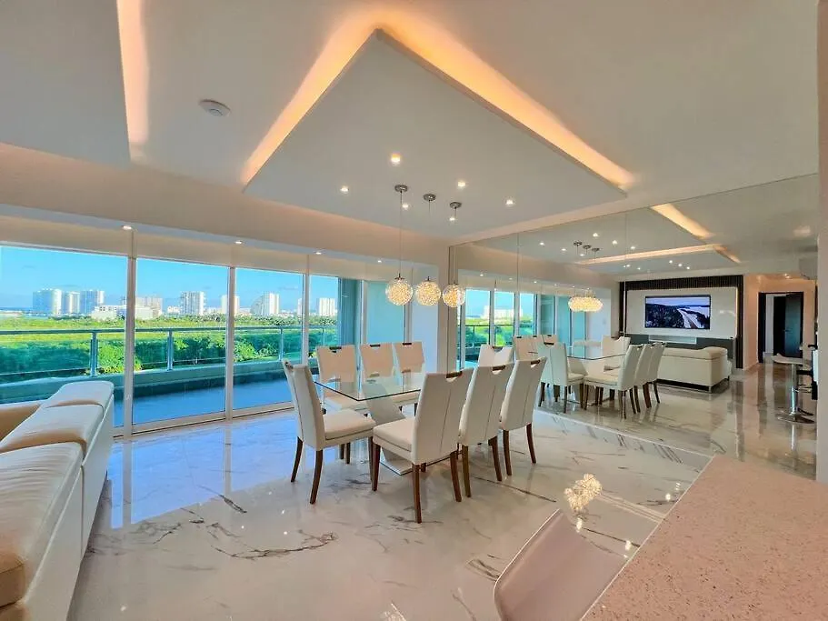 Luxury 3Br Apartment • Cancun
